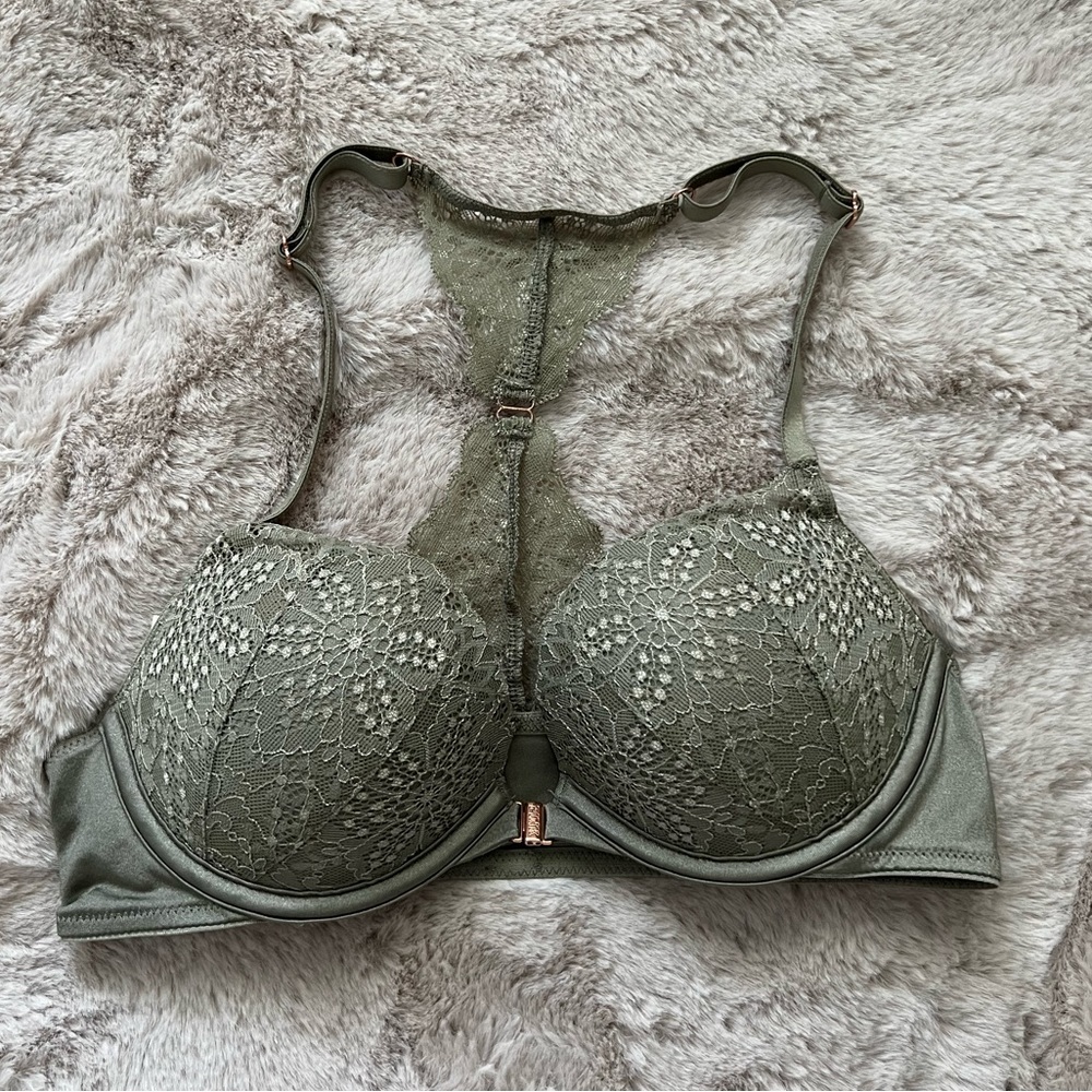 Pink Victoria’s Secrets olive green bra